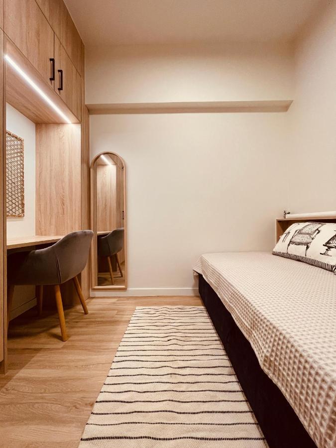 2 Bedroom Apt - Live Like A Local In Kolonaki Atene Esterno foto
