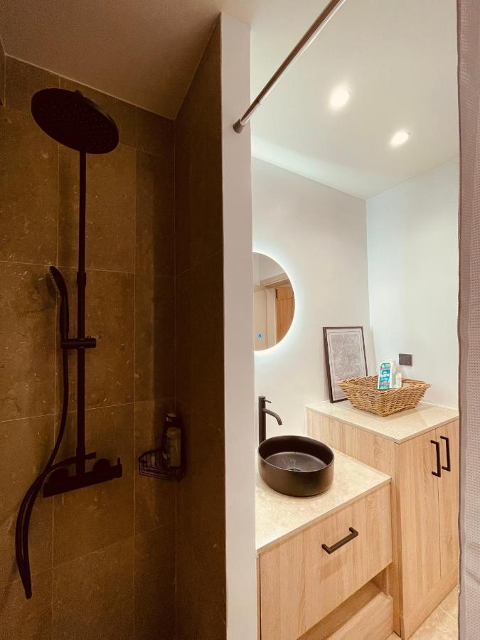 2 Bedroom Apt - Live Like A Local In Kolonaki Atene Esterno foto