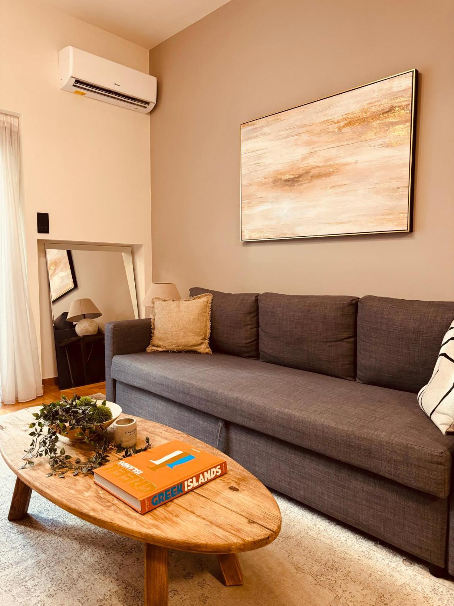 2 Bedroom Apt - Live Like A Local In Kolonaki Atene Esterno foto